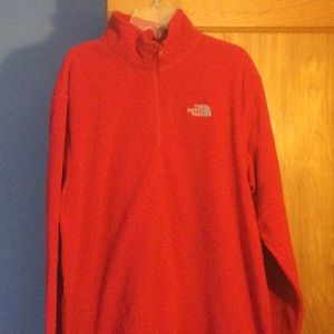 The North Face Fleece 1/2 zip pullover